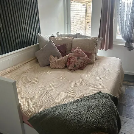 Climatise Avec Terrasse Apartment *